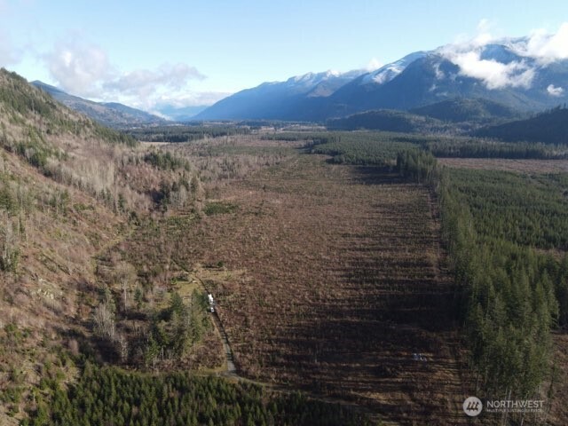 9523 Heady Road Property Photo 2