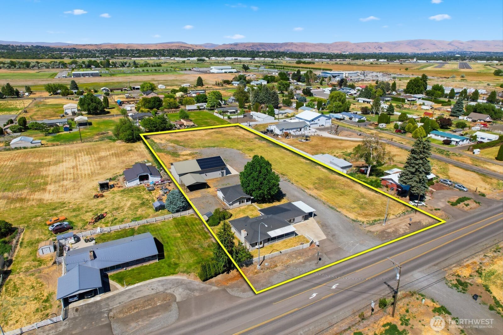 4101 Ahtanum Property Photo 6