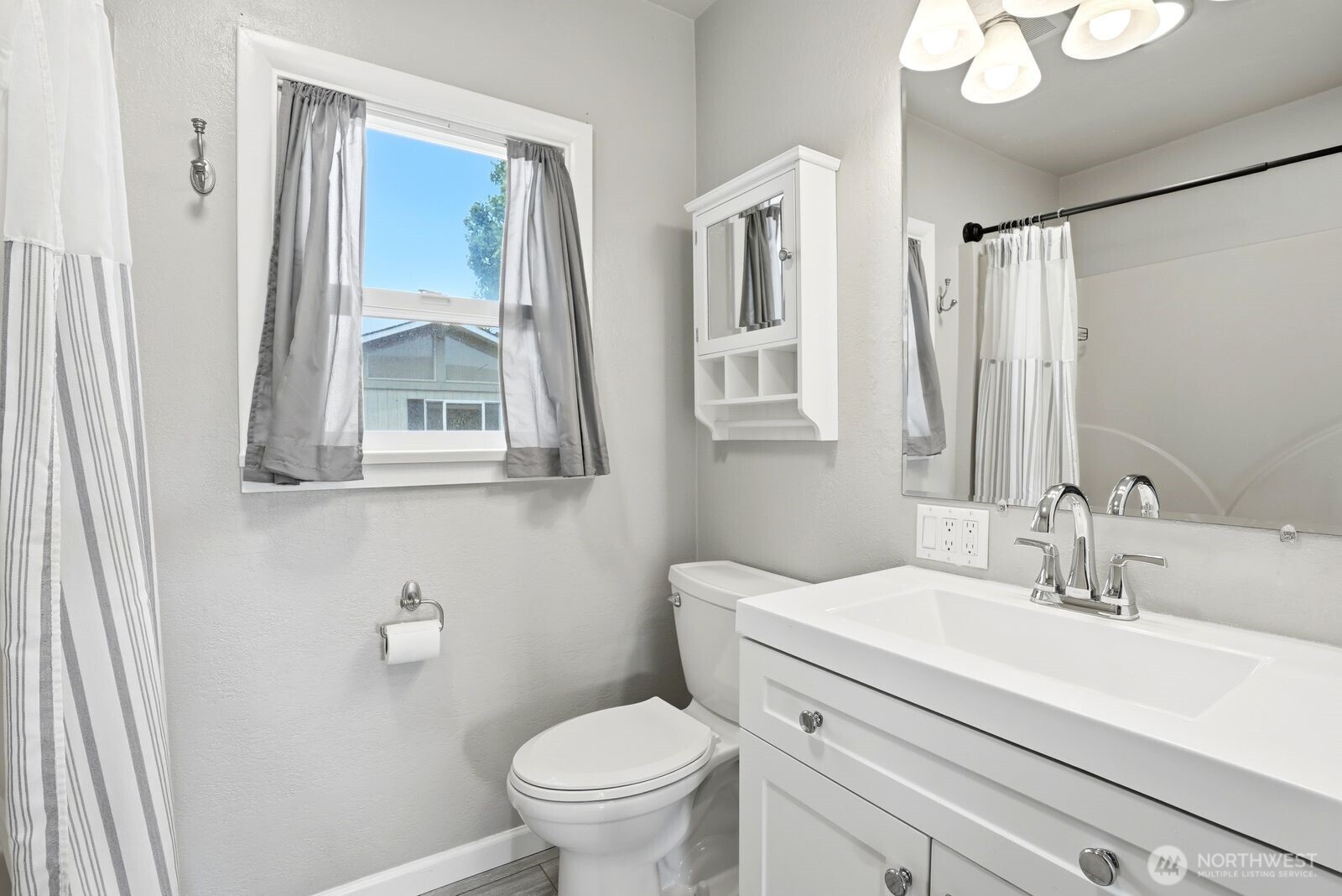 4101 Ahtanum Property Photo 16