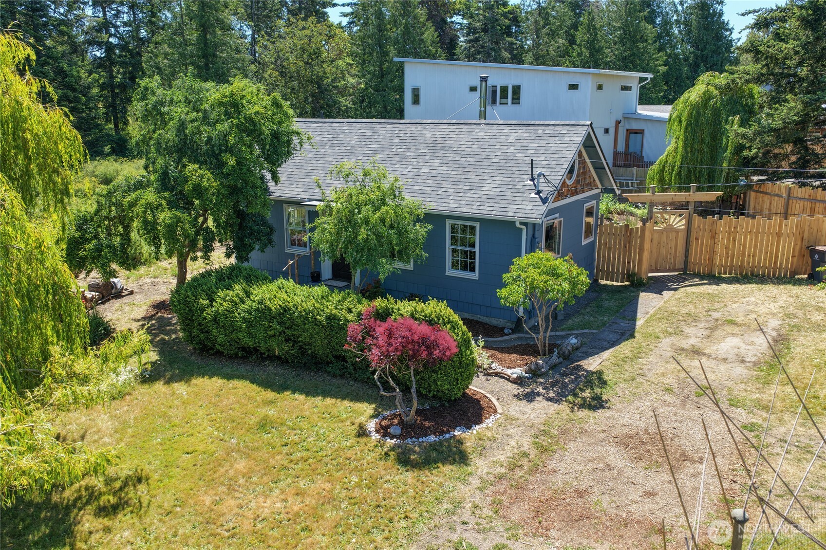 305 49th Street Property Photo 1