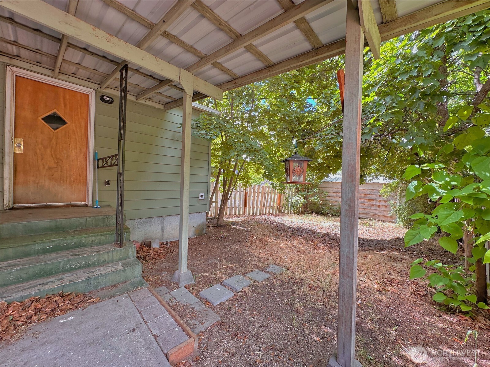 1000 Central Drive Property Photo 20