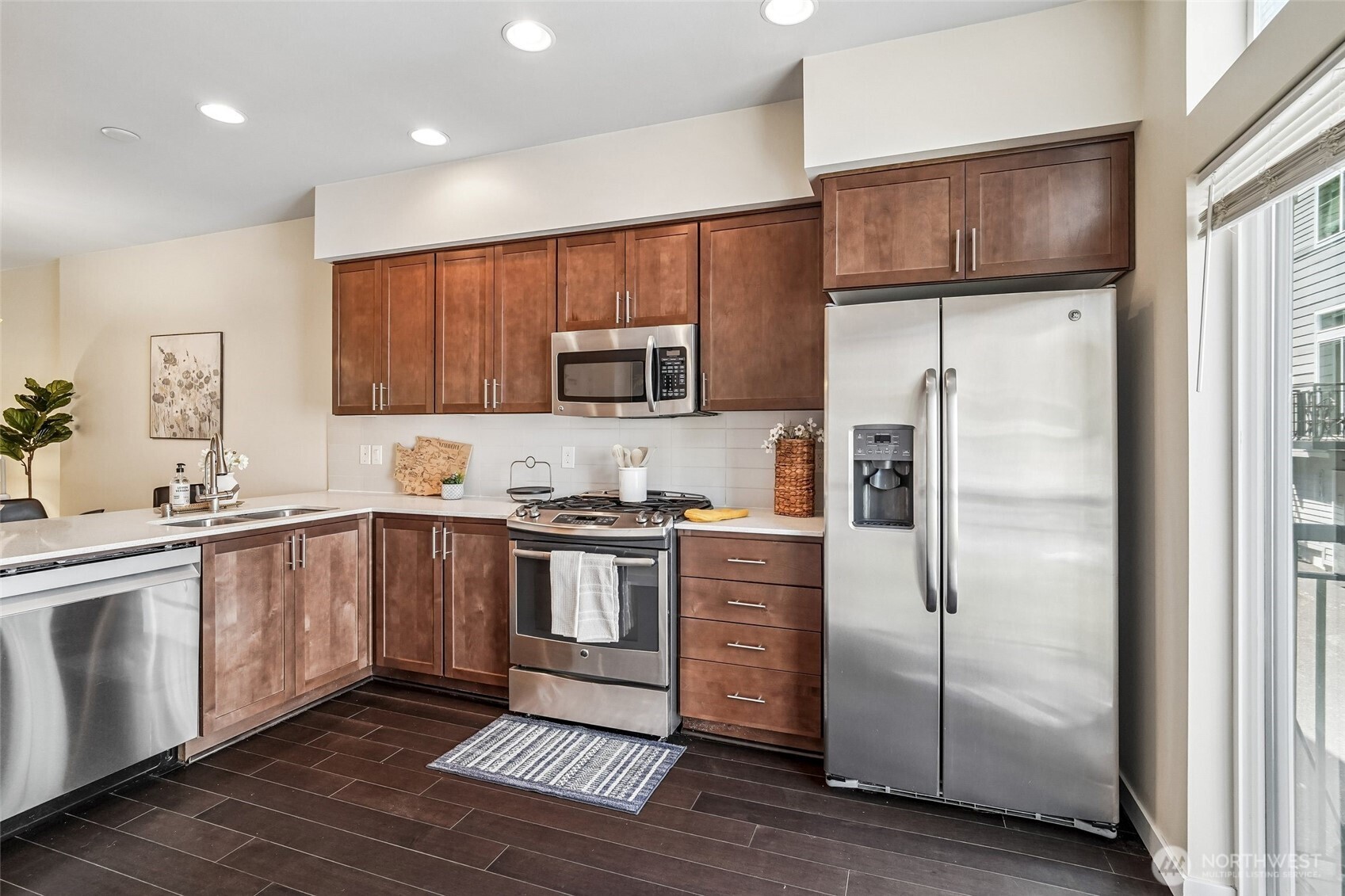 2107 Nw Moraine Place Property Photo 8