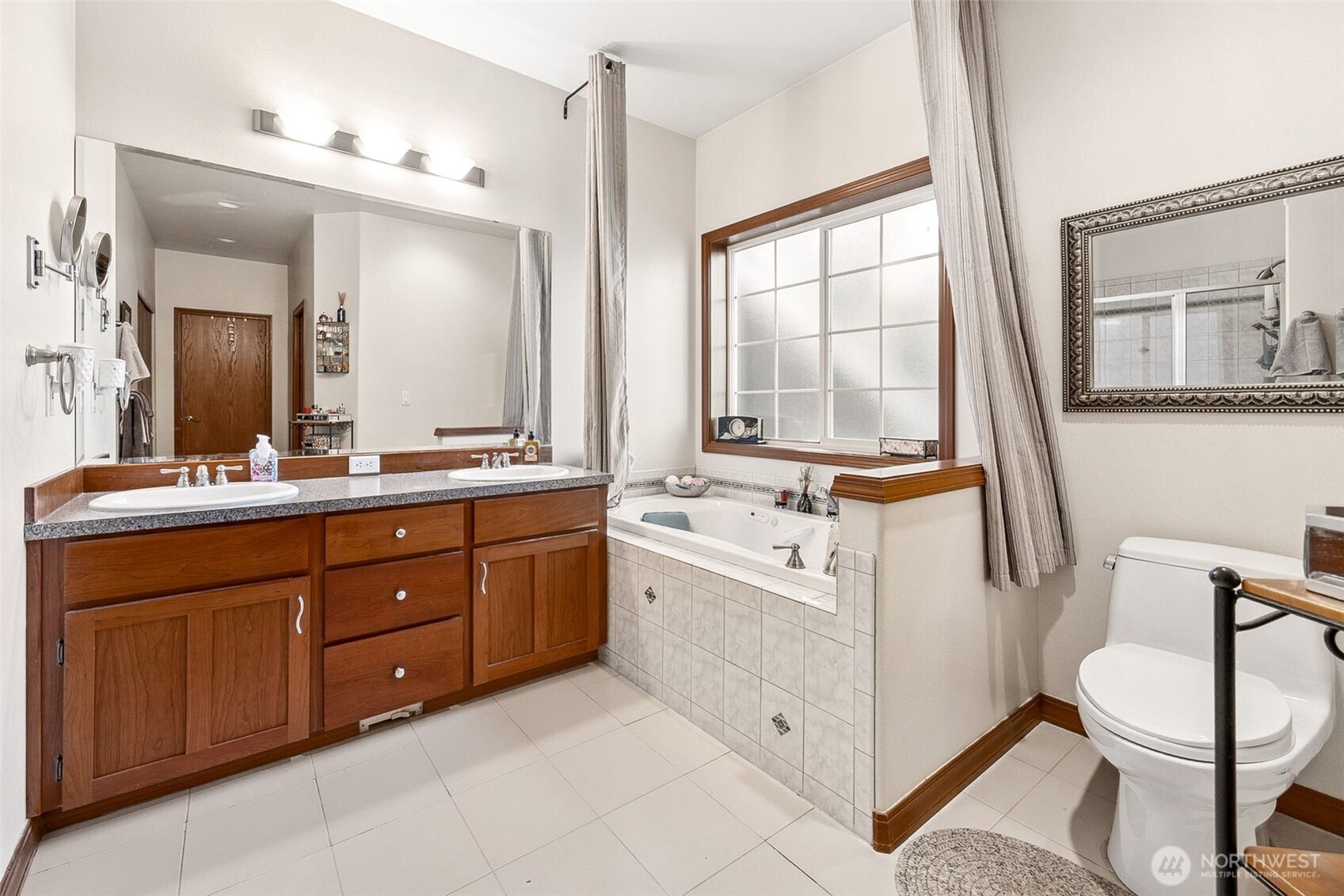1708 210th Avenue Property Photo 23