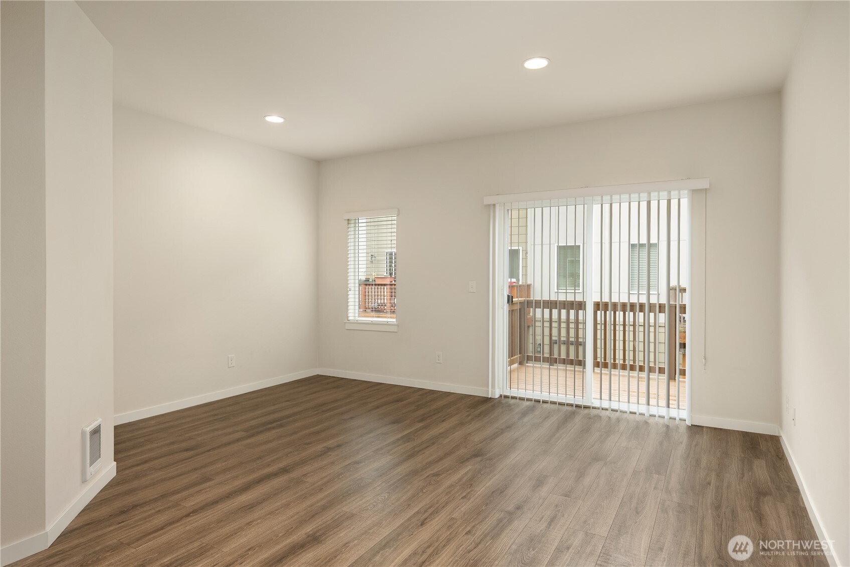 2020 129th Place C Property Photo 3