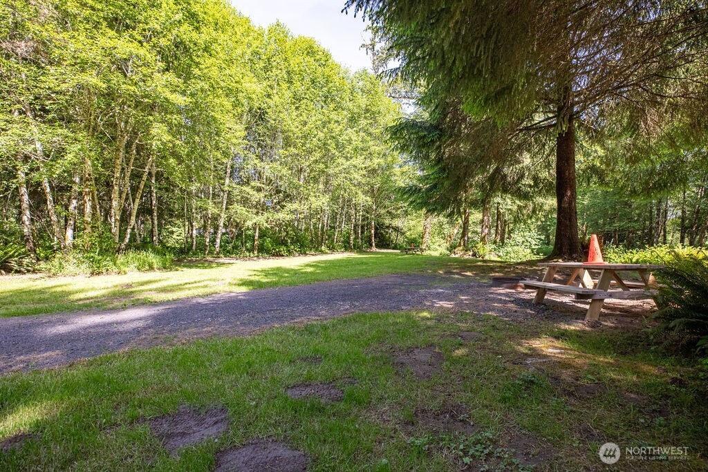 745 Green Road Property Photo 8