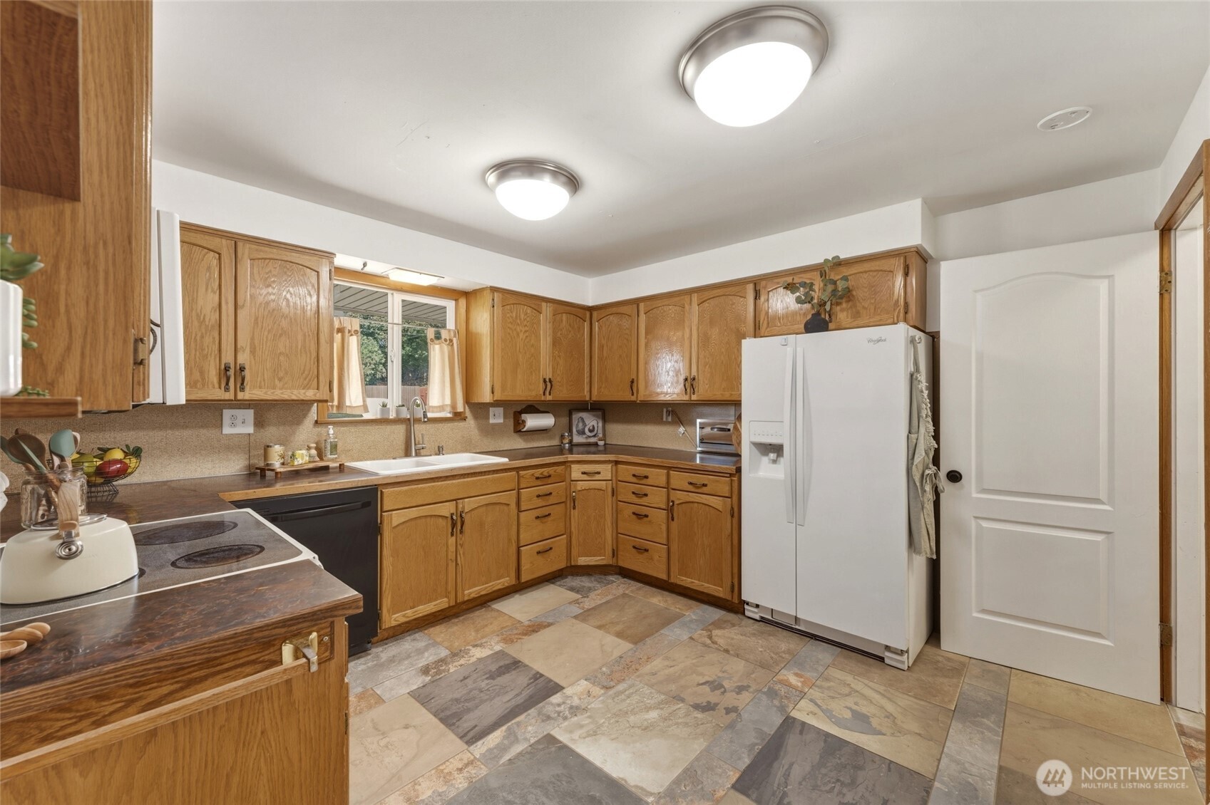 708 Alvarado Terrace Property Photo 19