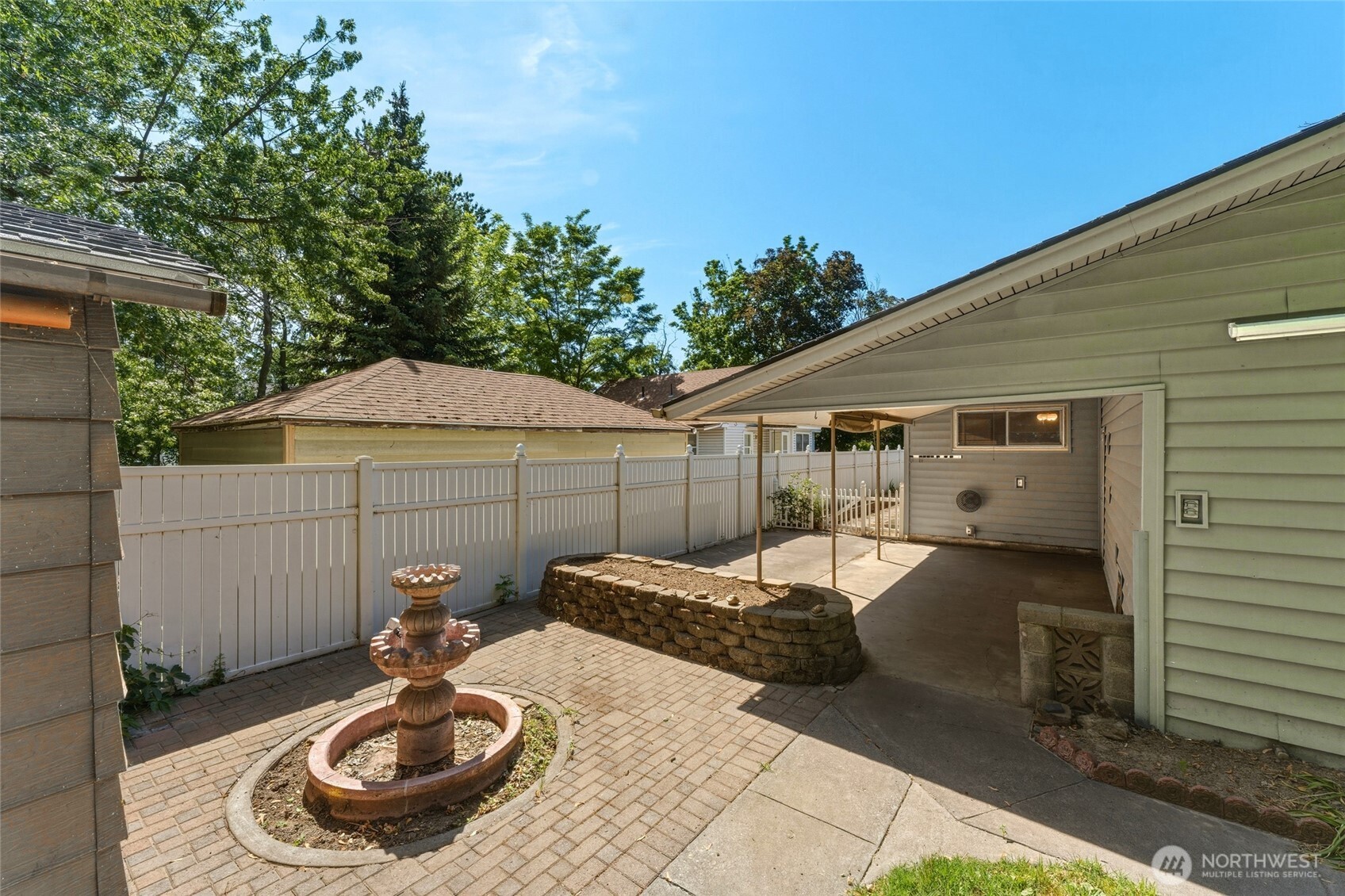 708 Alvarado Terrace Property Photo 39