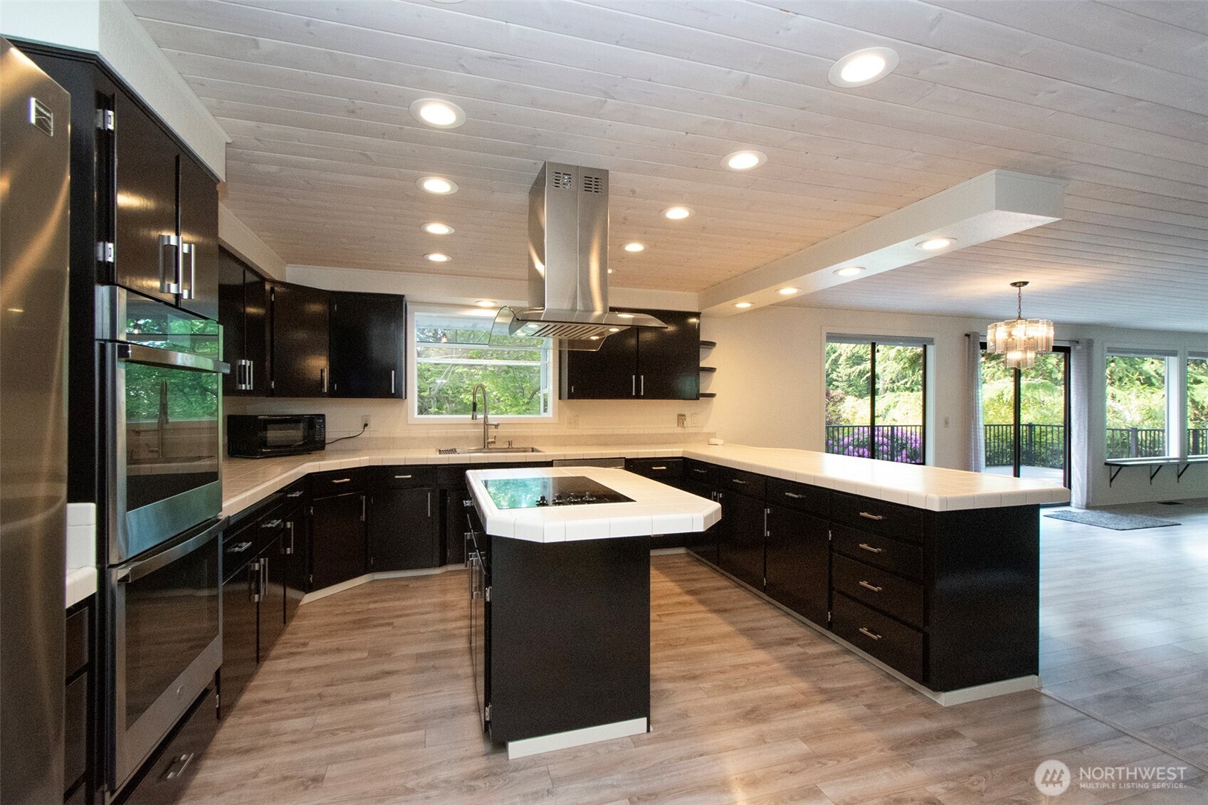 138 San Juan Drive Property Photo 4