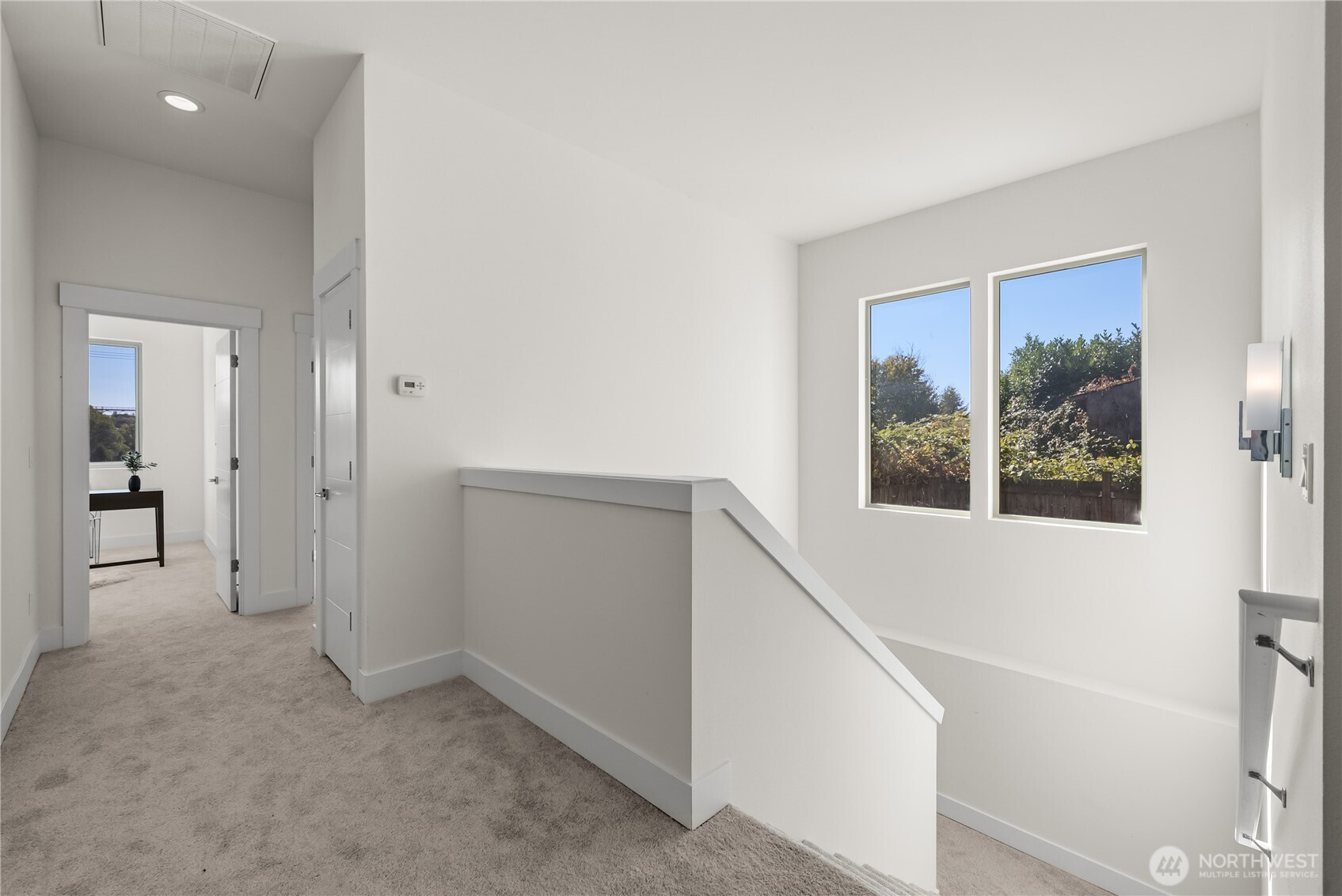 647 S 150th Street Property Photo 19
