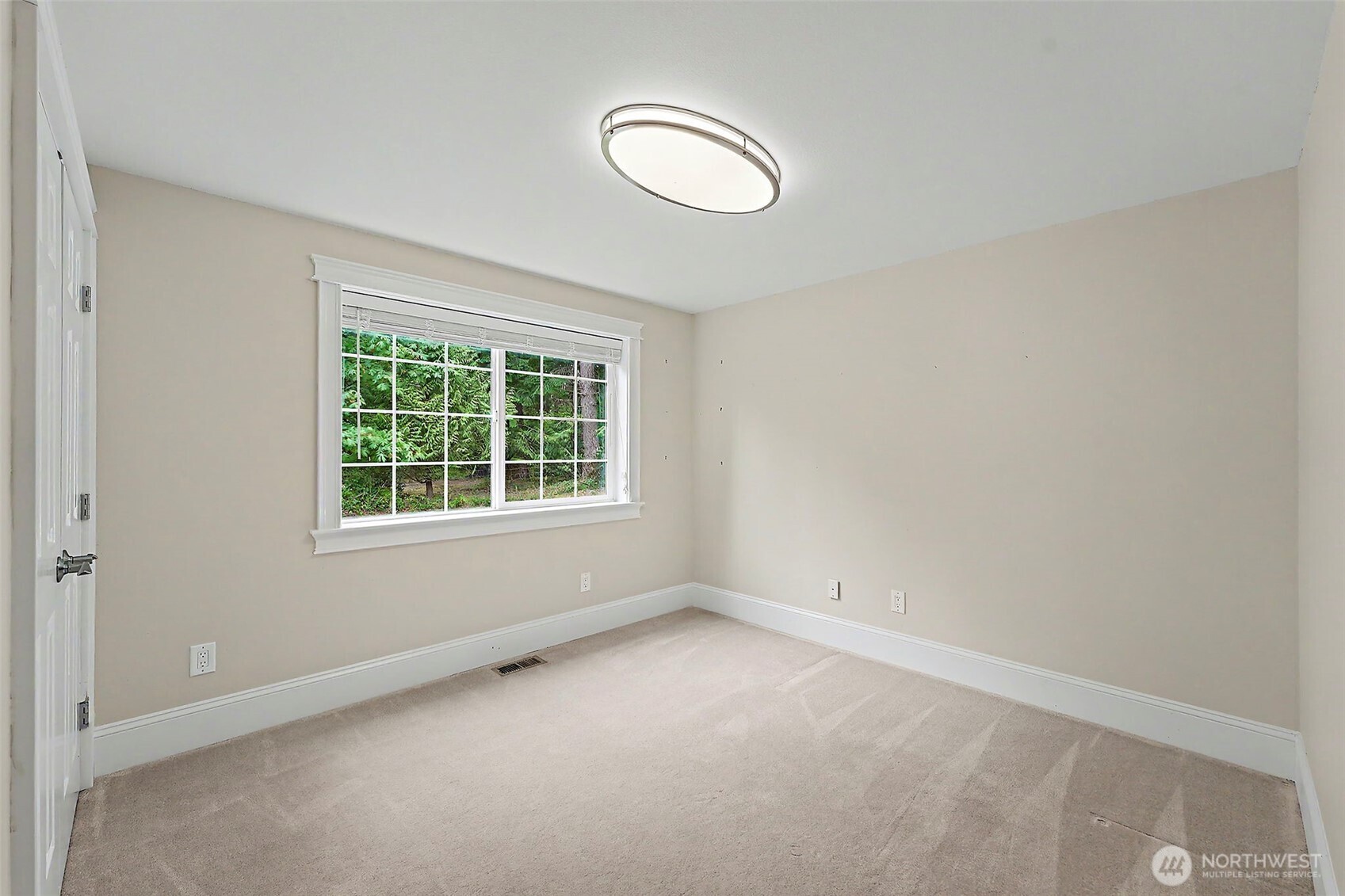 9938 168th Avenue Property Photo 14