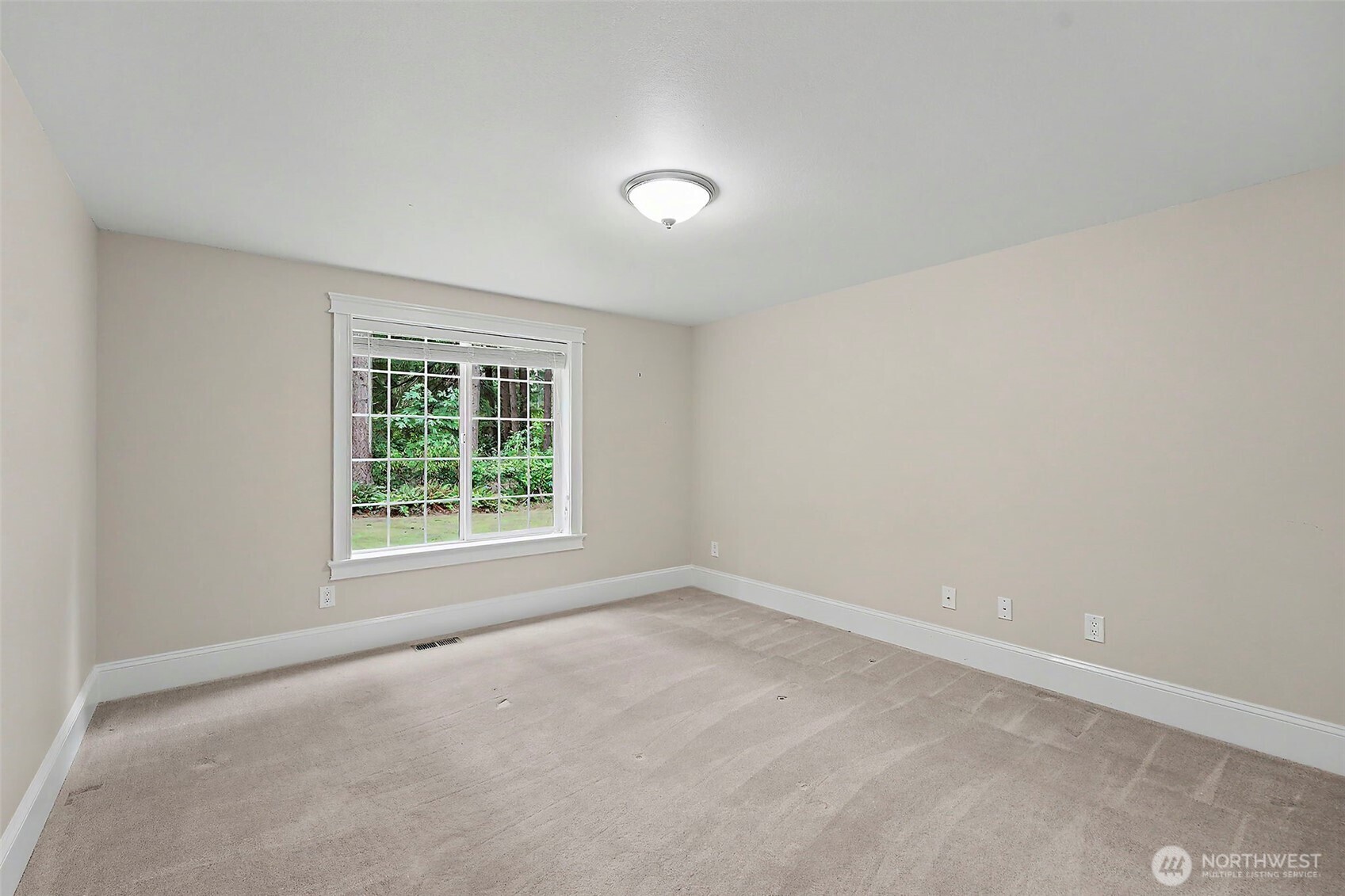 9938 168th Avenue Property Photo 15