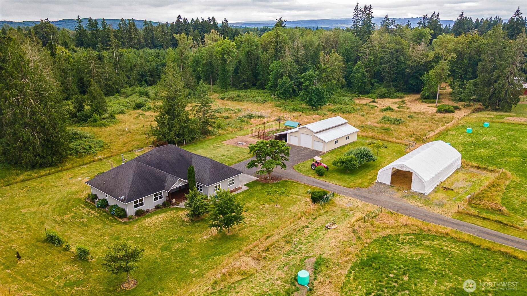 298 Toledo Salmon Creek Road Property Photo 3
