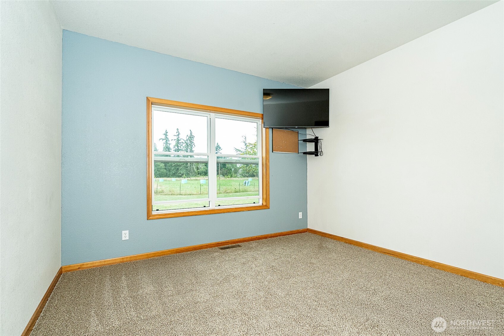 298 Toledo Salmon Creek Road Property Photo 31