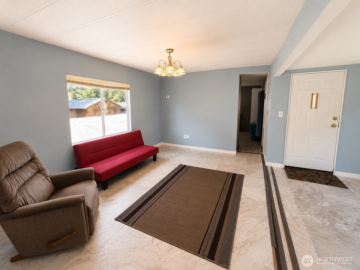 25007 Ash Place Property Photo 7