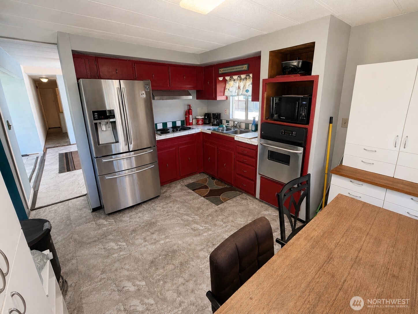 25007 Ash Place Property Photo 15