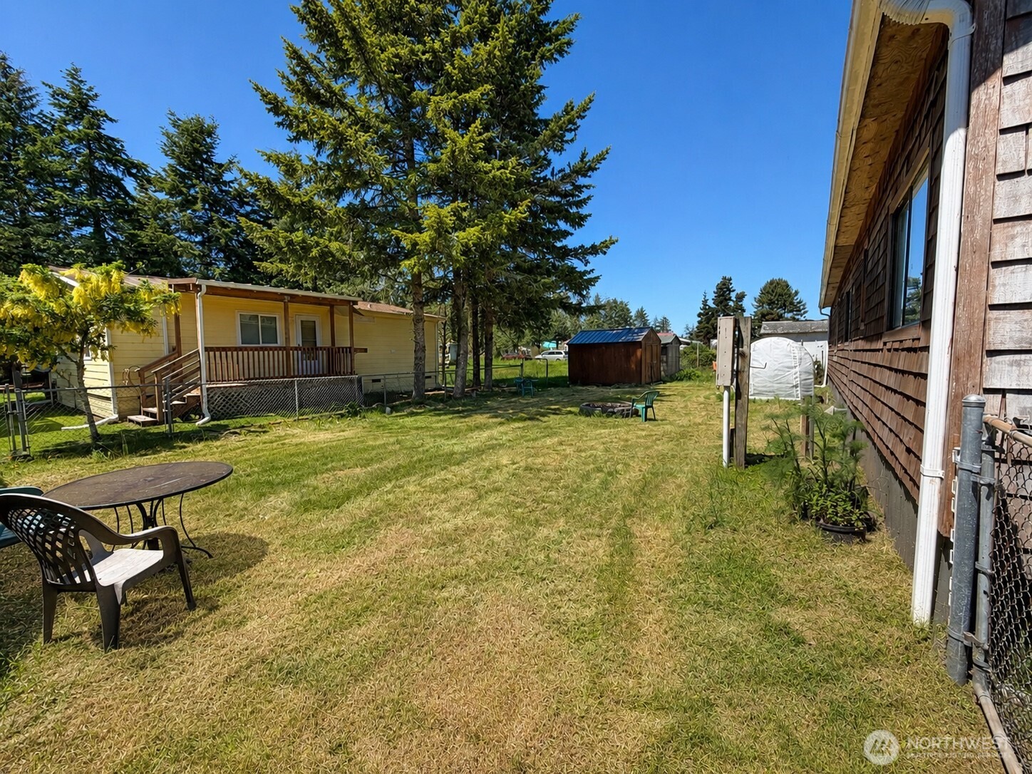 25007 Ash Place Property Photo 22