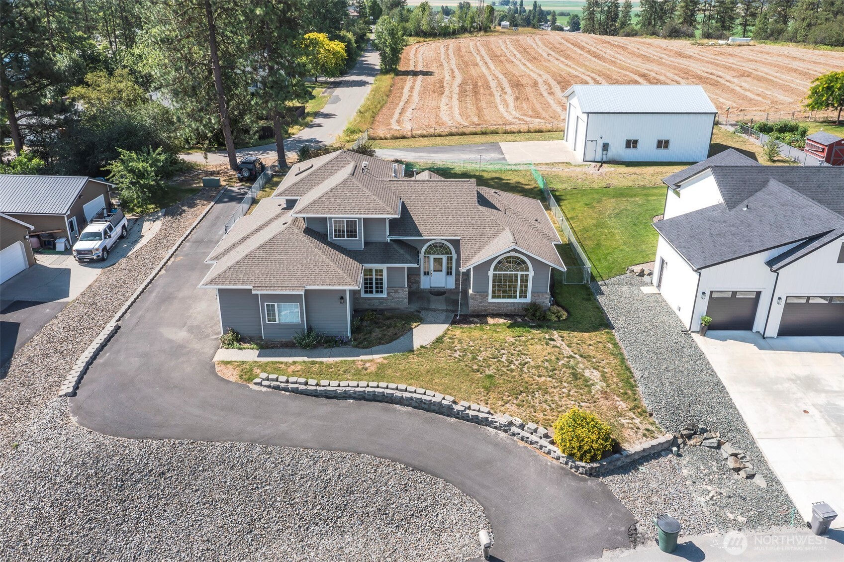 1107 Pinebrook Drive Property Photo 8