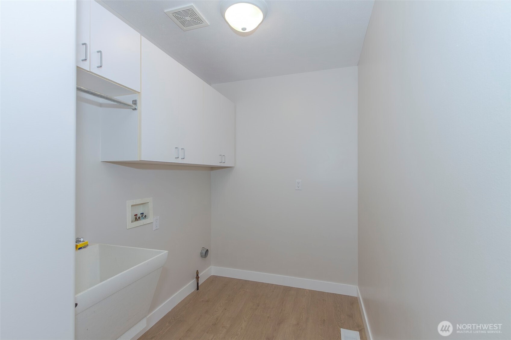 1107 Pinebrook Drive Property Photo 25