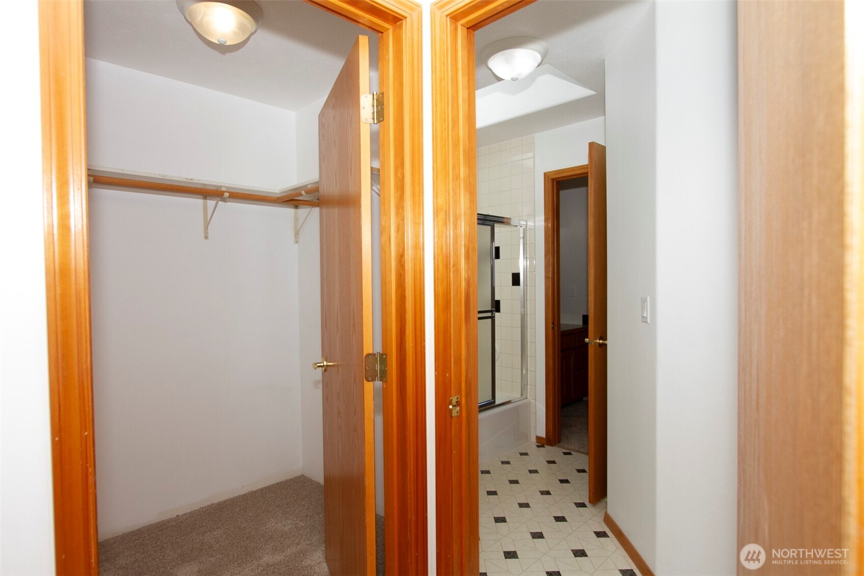 1107 Pinebrook Drive Property Photo 30