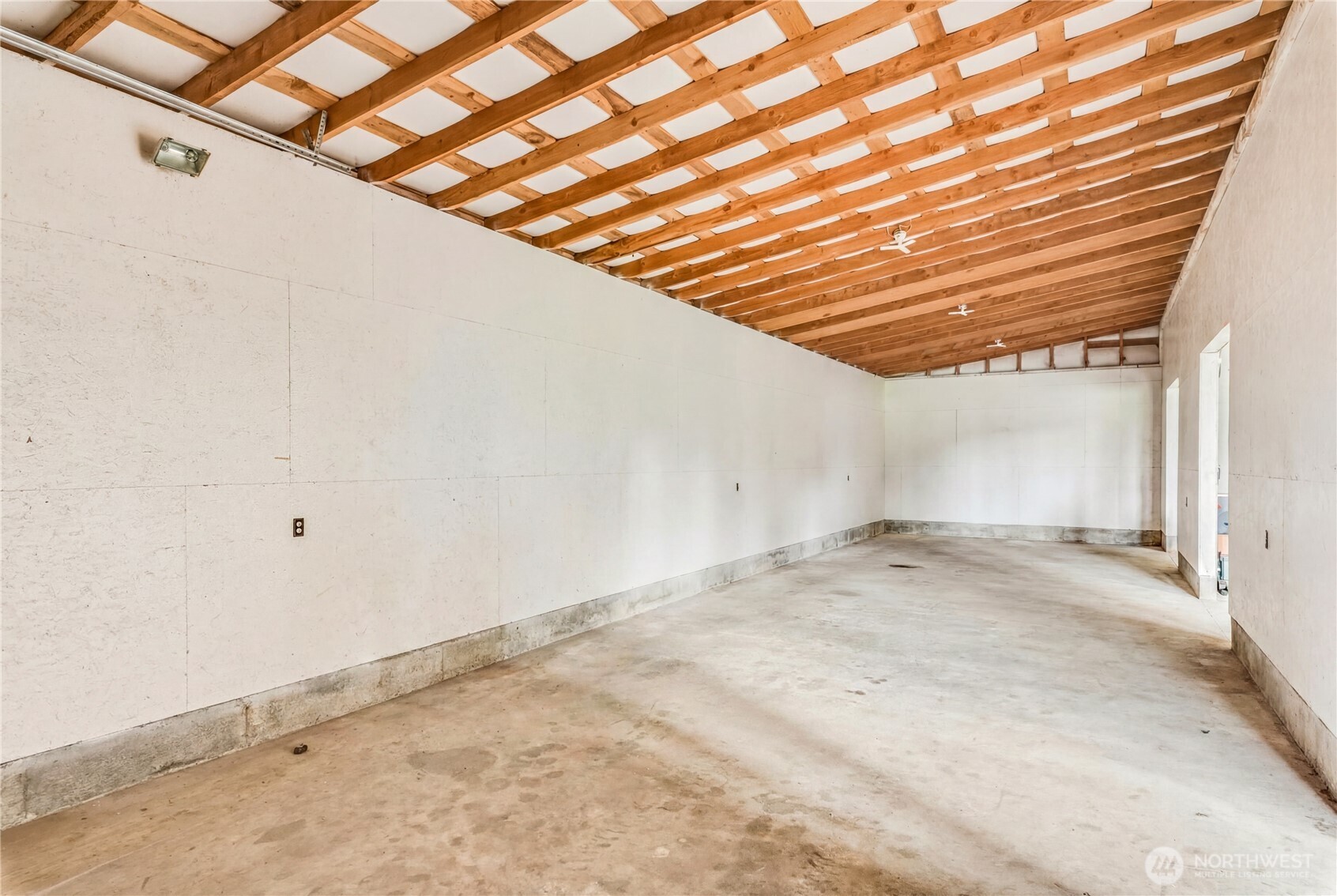 234 Avery Road Property Photo 8