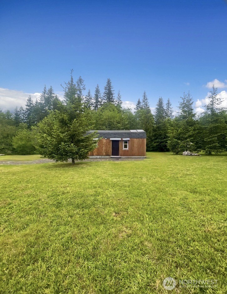 570 Elk Prairie Road Property Photo 4