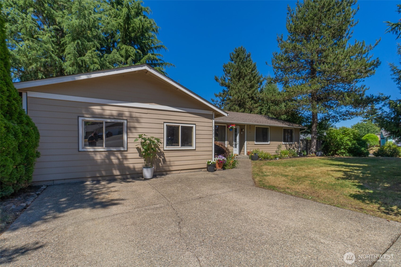 1225 Solar Court Property Photo 39