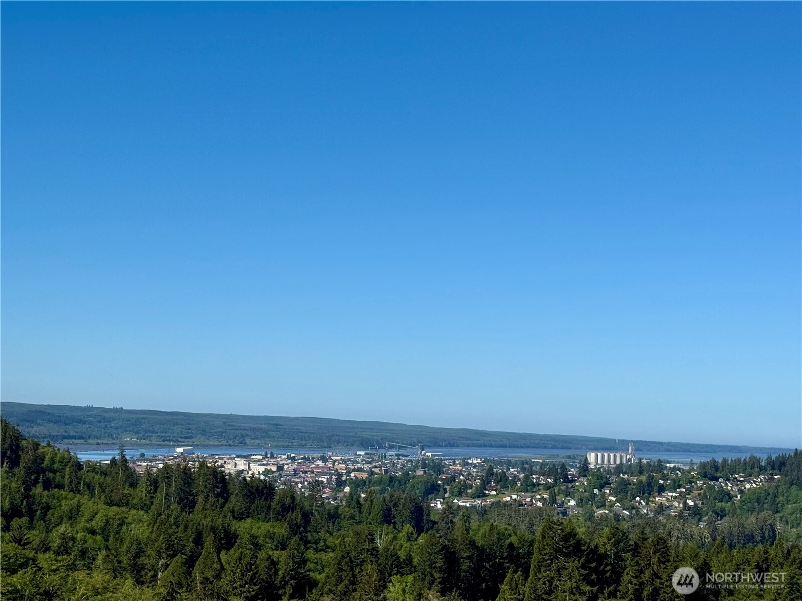 20 E Wishkah Road Property Photo 2
