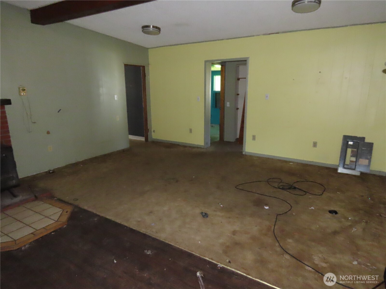 1047 Pine Street Property Photo 8