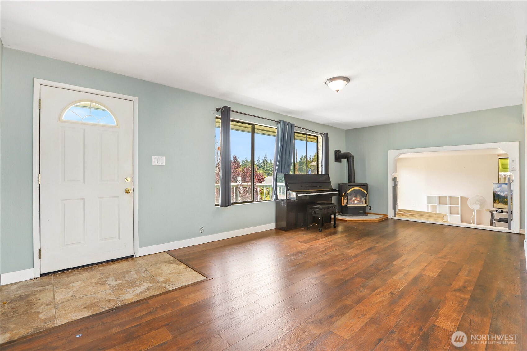 310 Scotland Drive Property Photo 4