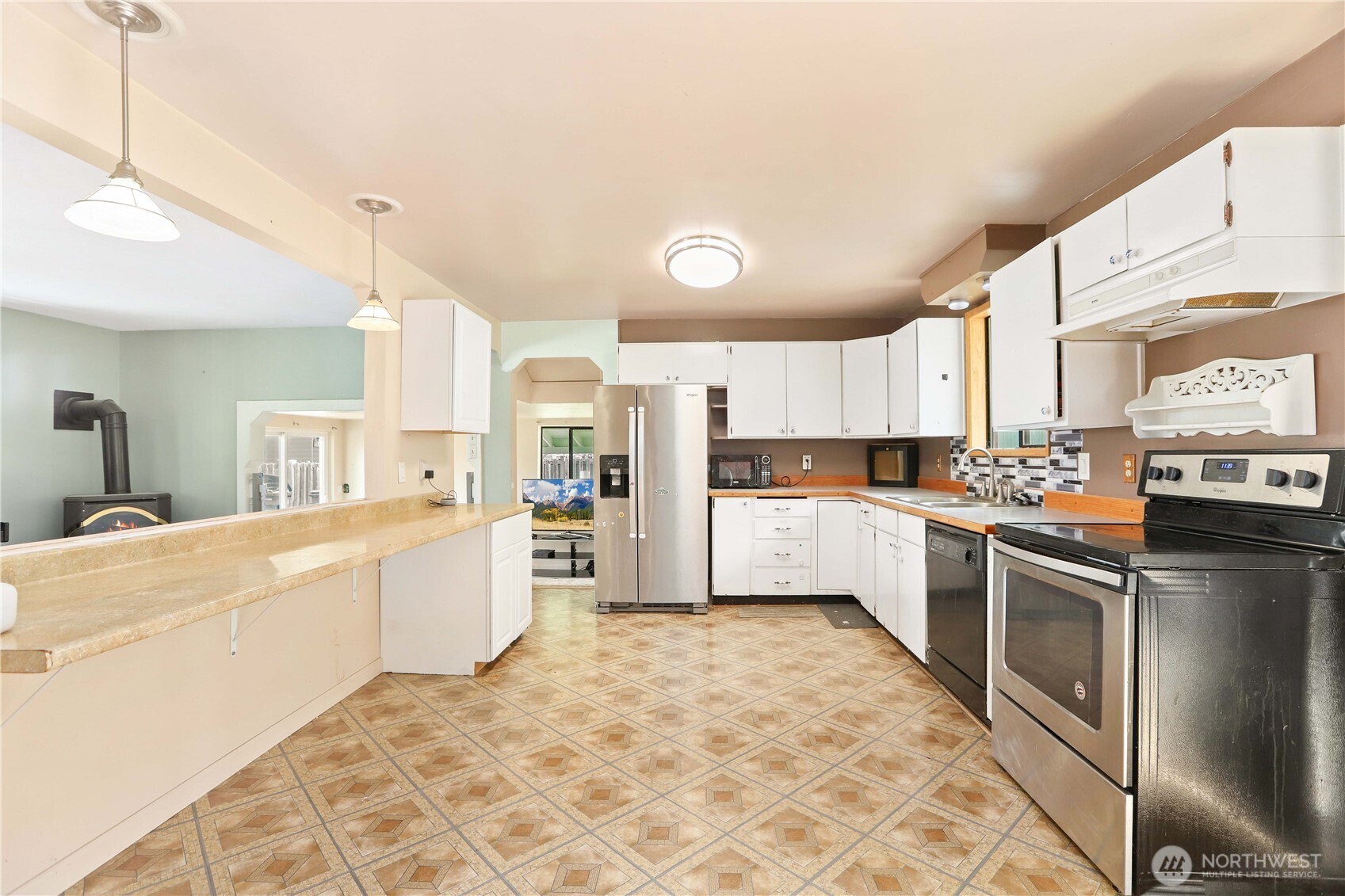 310 Scotland Drive Property Photo 8