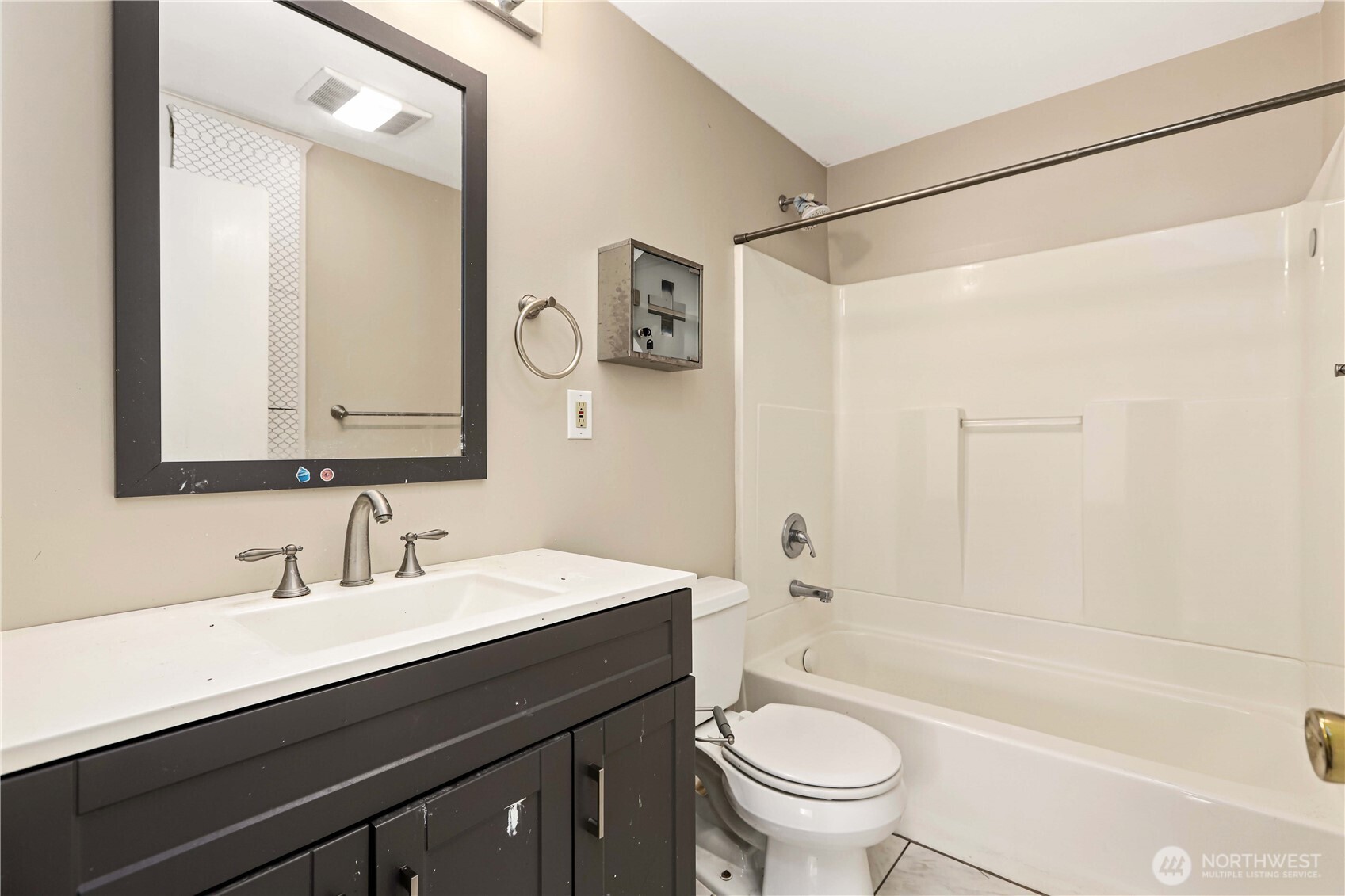 310 Scotland Drive Property Photo 11