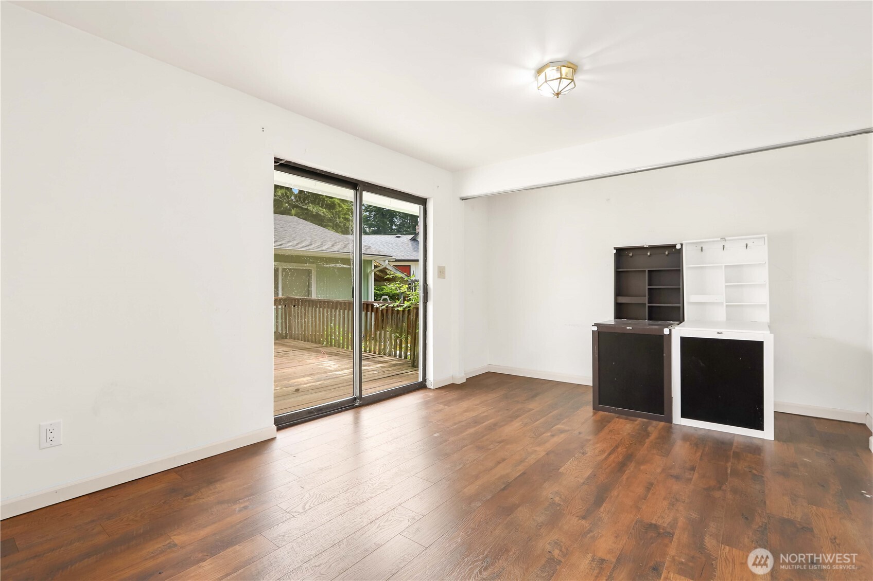 310 Scotland Drive Property Photo 12