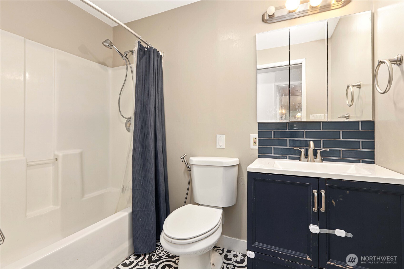 310 Scotland Drive Property Photo 14