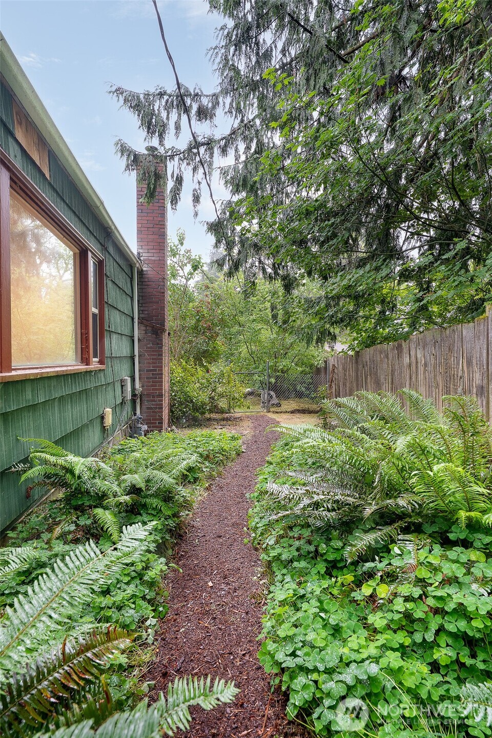 17633 10th Avenue Property Photo 27