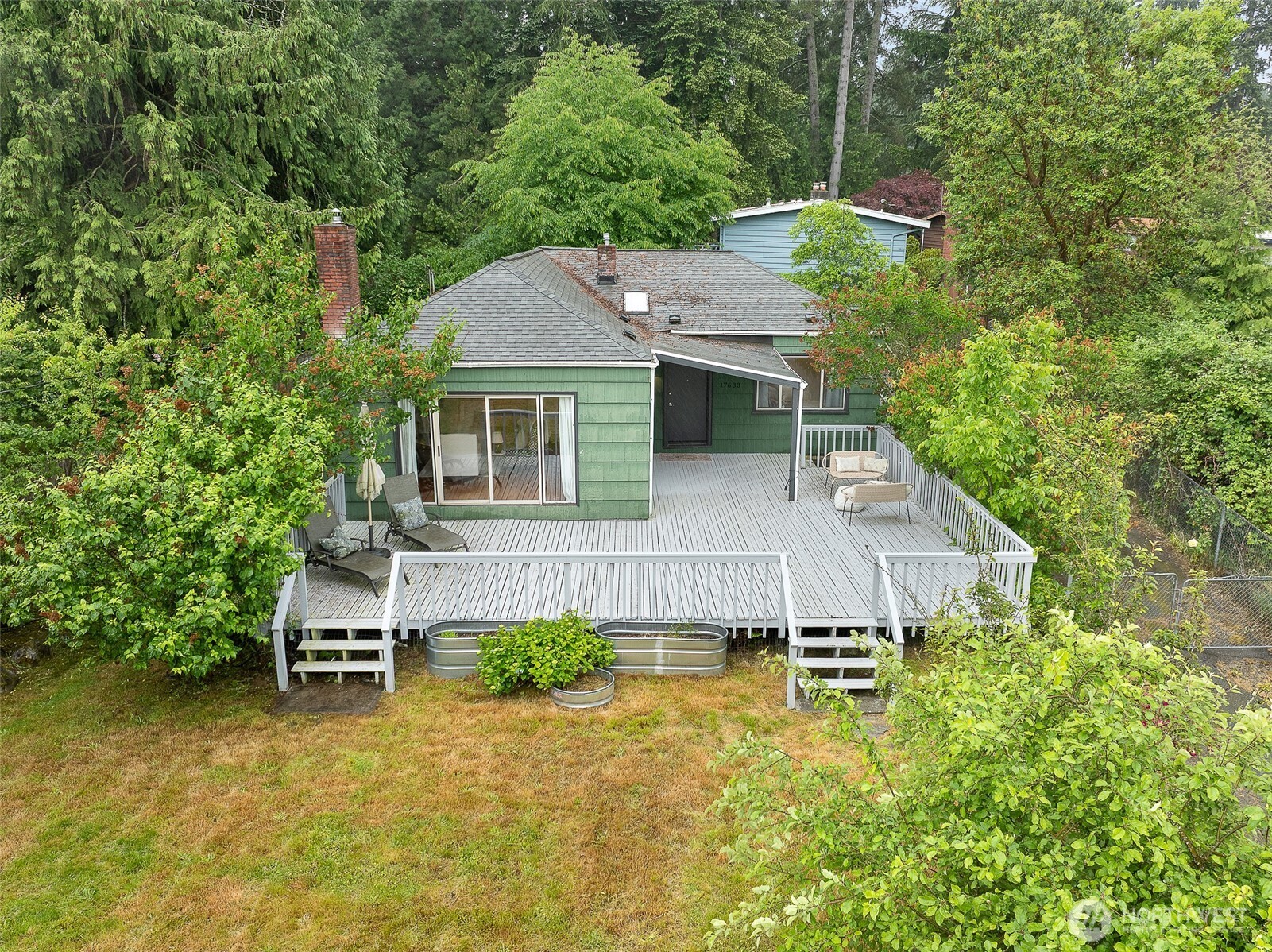 17633 10th Avenue Property Photo 28