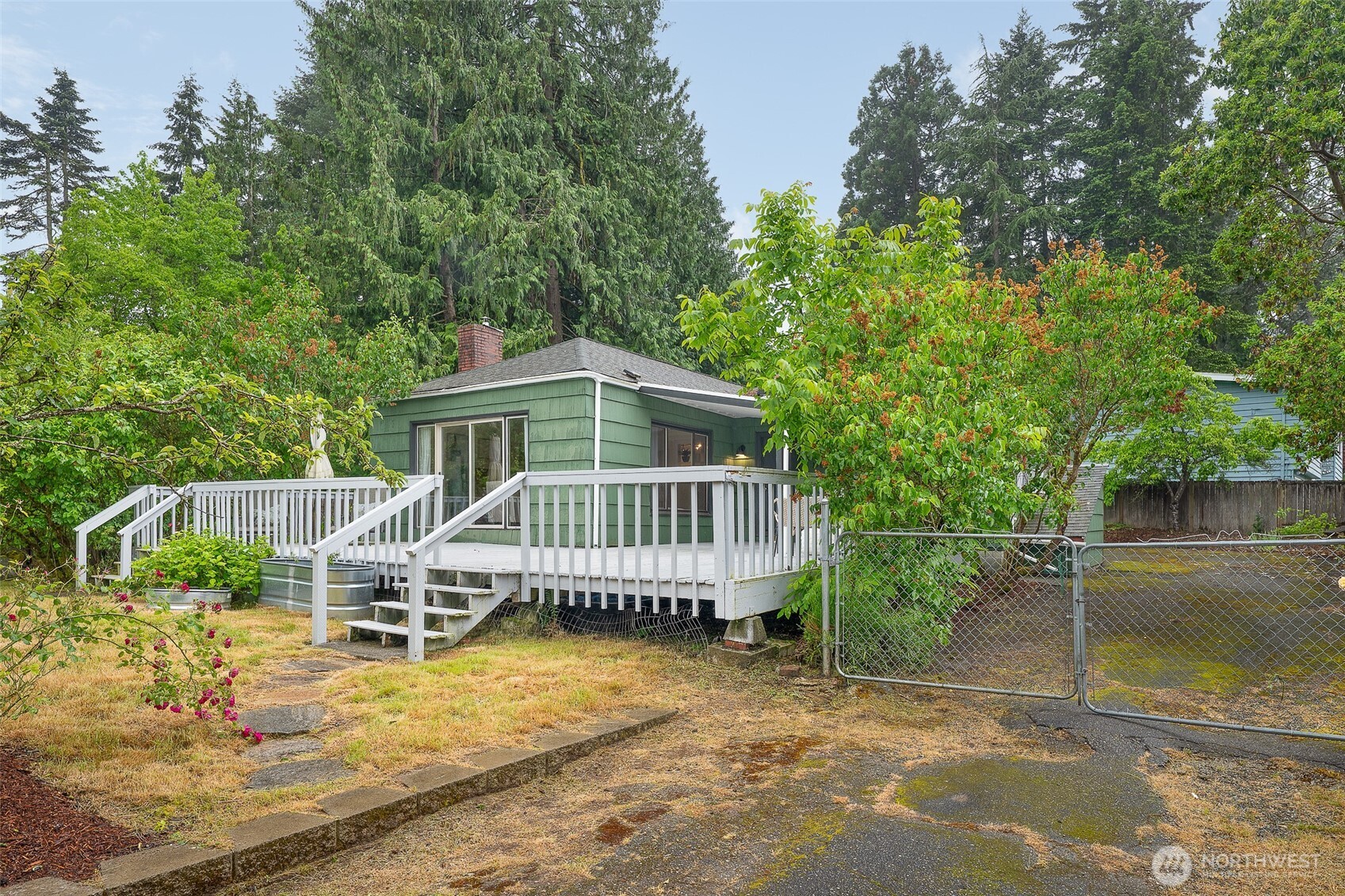 17633 10th Avenue Property Photo 29