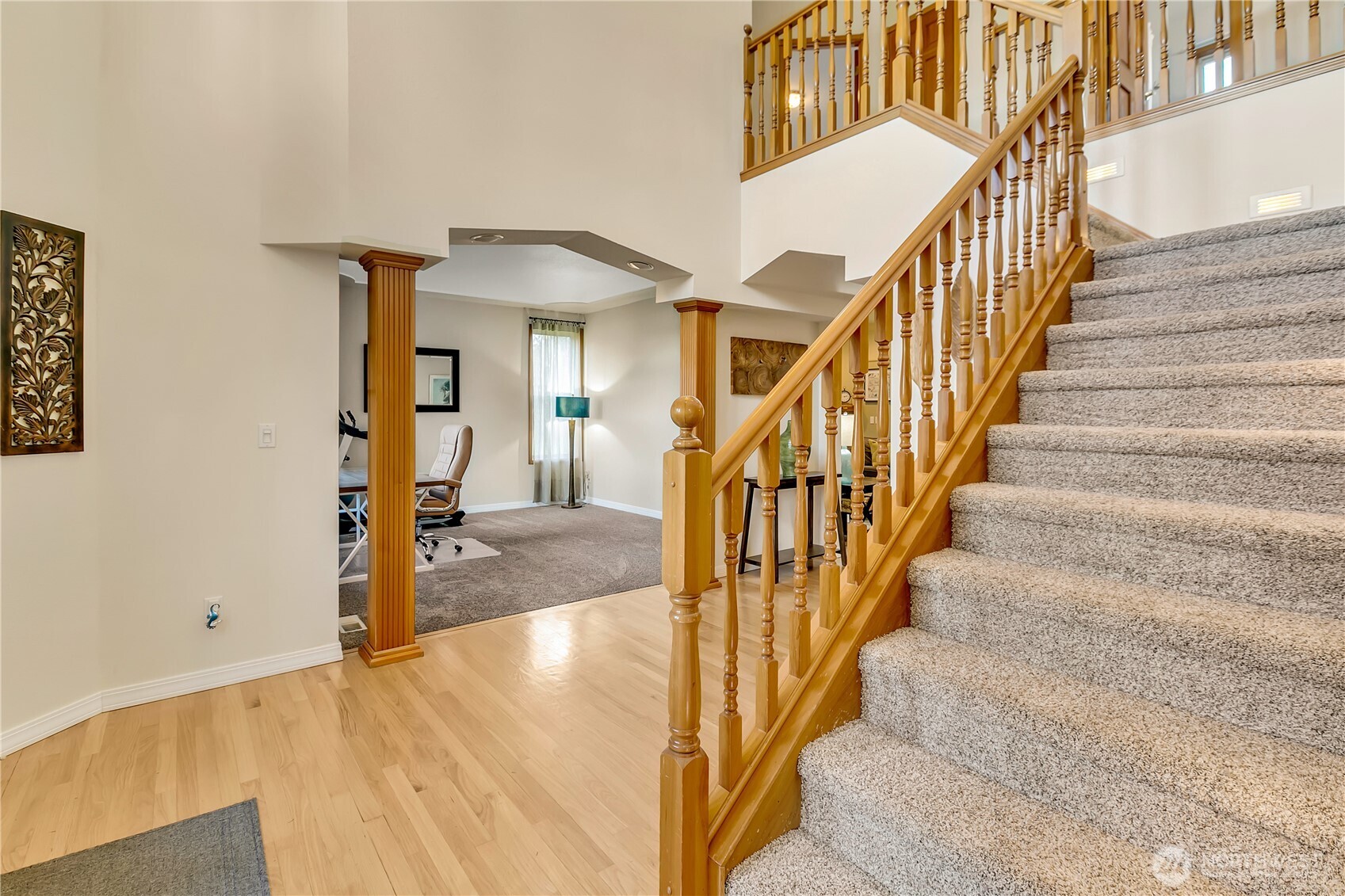 6725 Mirror Court Property Photo 2