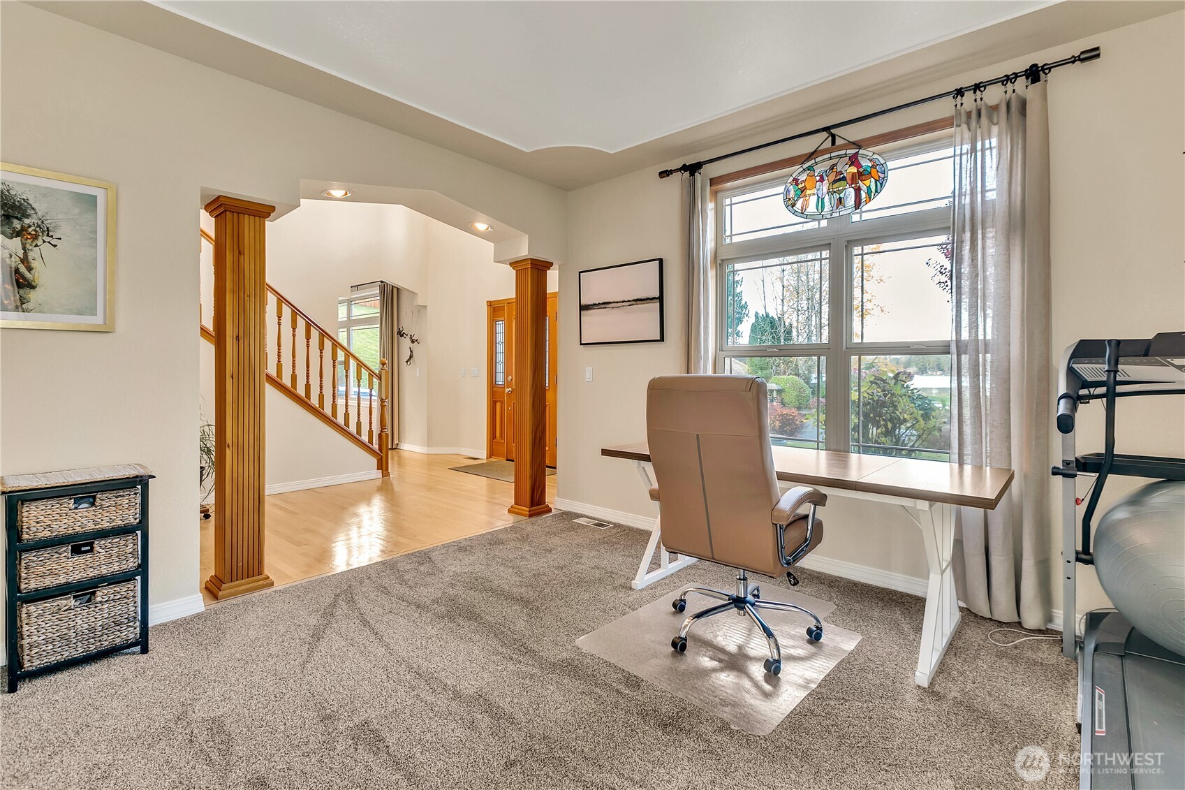 6725 Mirror Court Property Photo 4