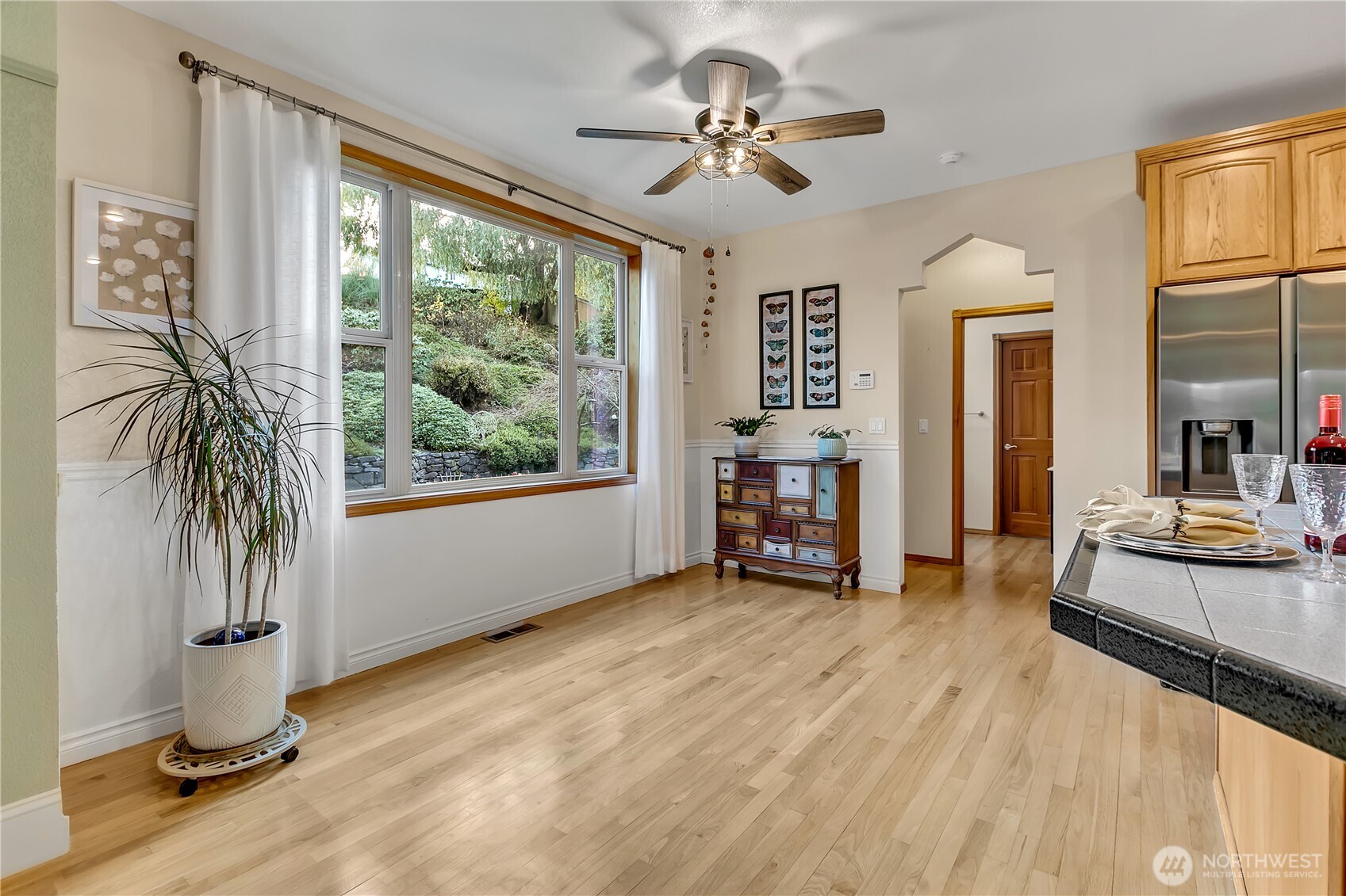 6725 Mirror Court Property Photo 6