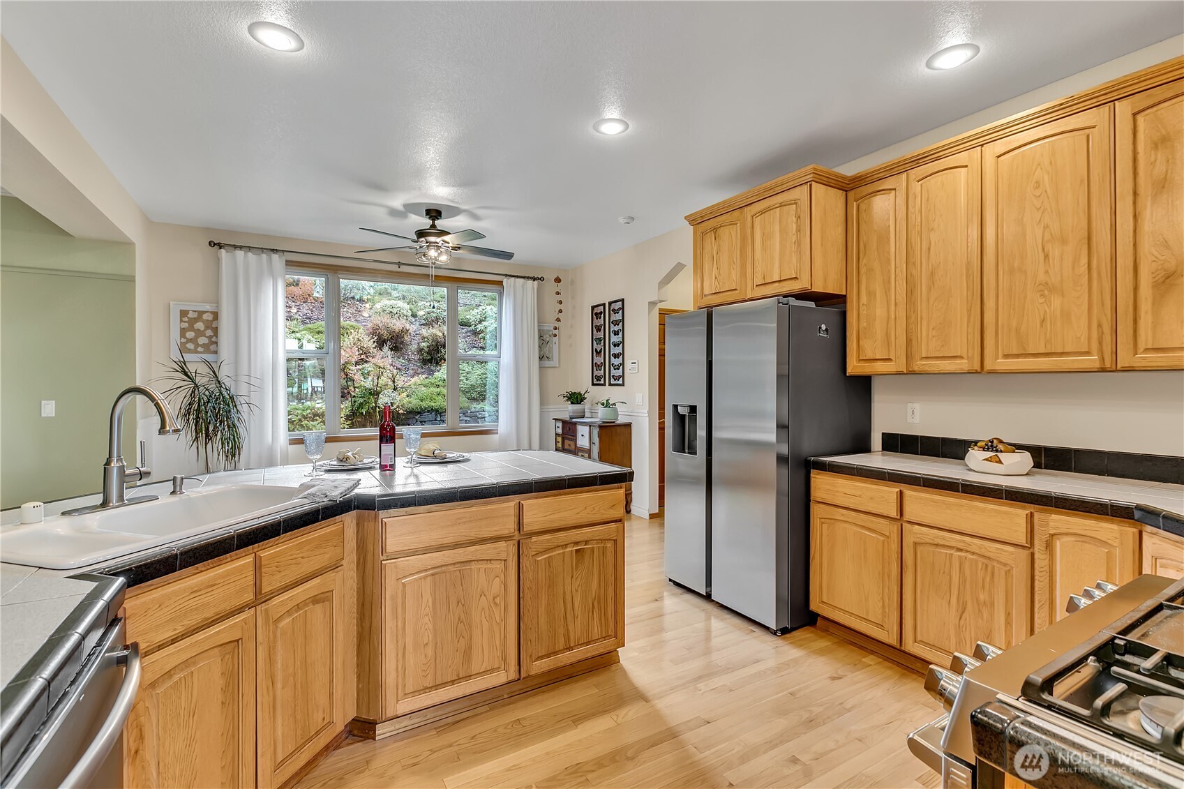 6725 Mirror Court Property Photo 11