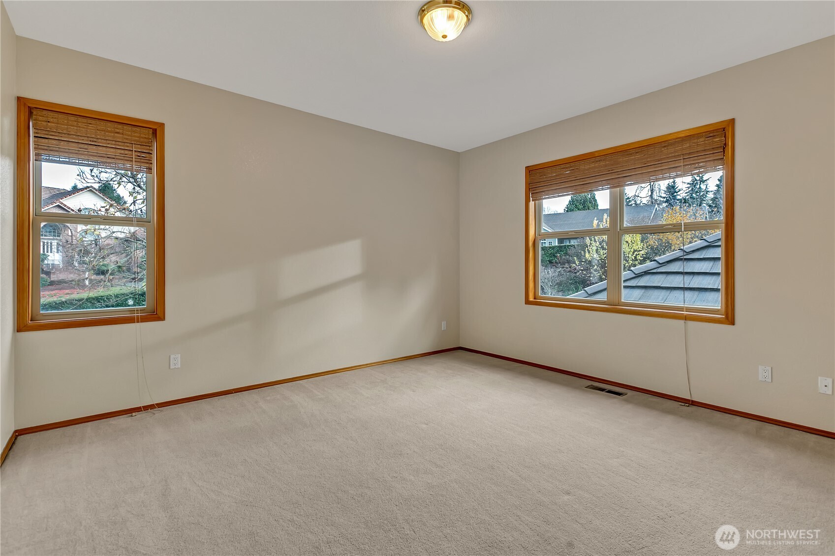 6725 Mirror Court Property Photo 25