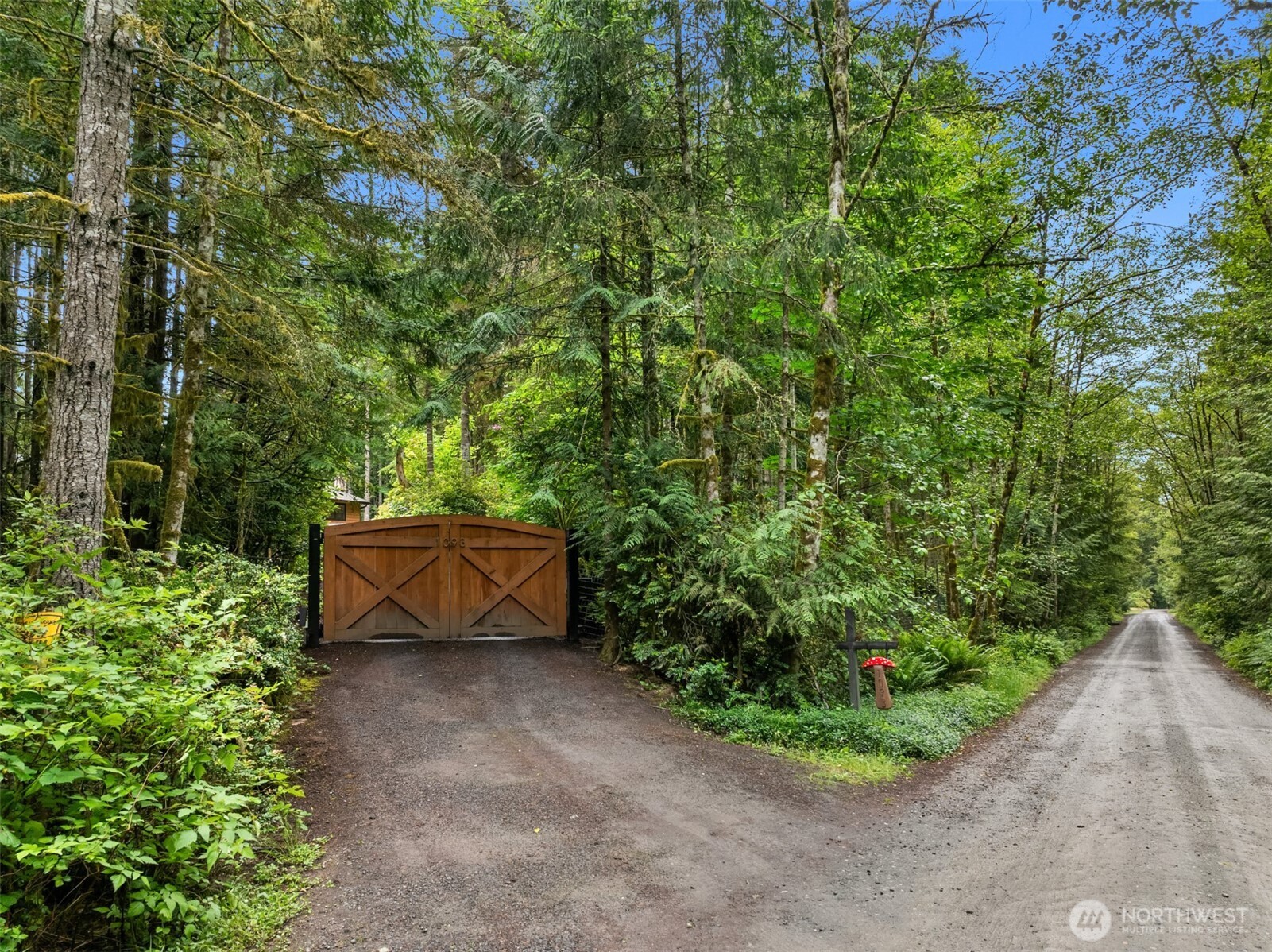 1093 Nw Mushroom Lane Property Photo 3