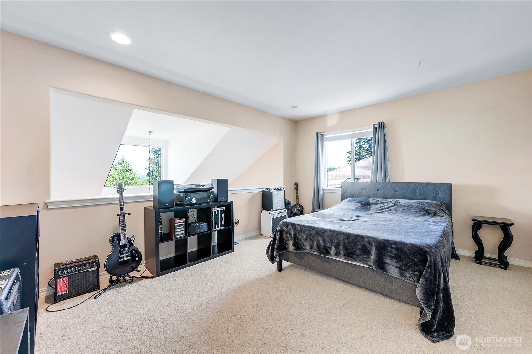 91 Timber Heights Drive Property Photo 33