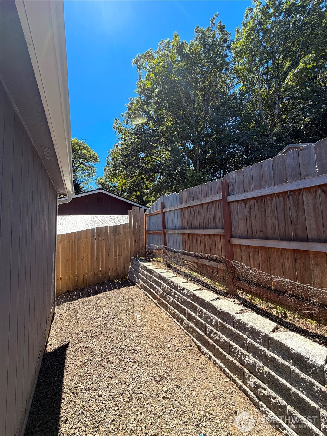 6589 Ne Center Street Property Photo 26