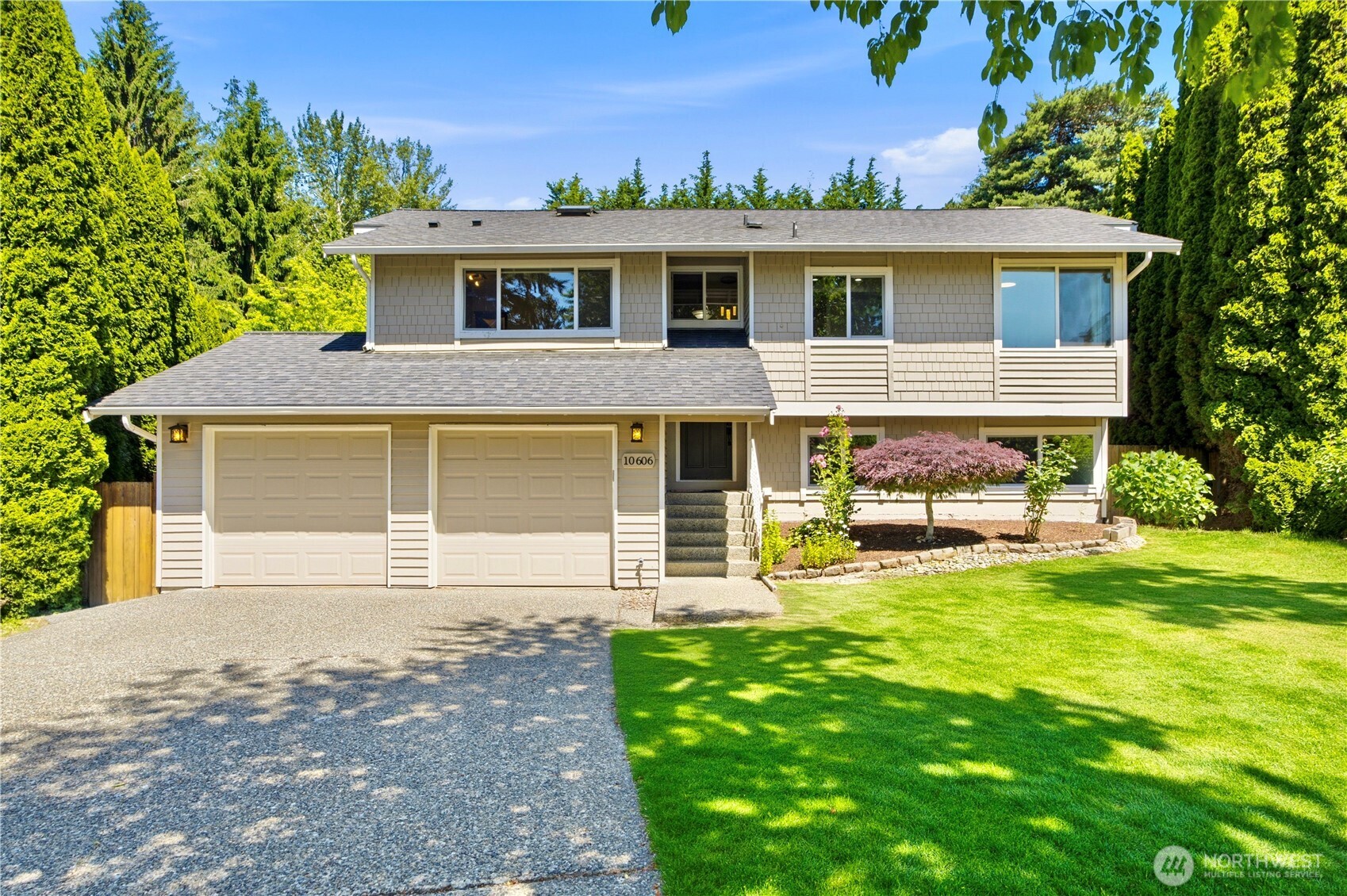 10606 NE 19th Place Property Photo 1