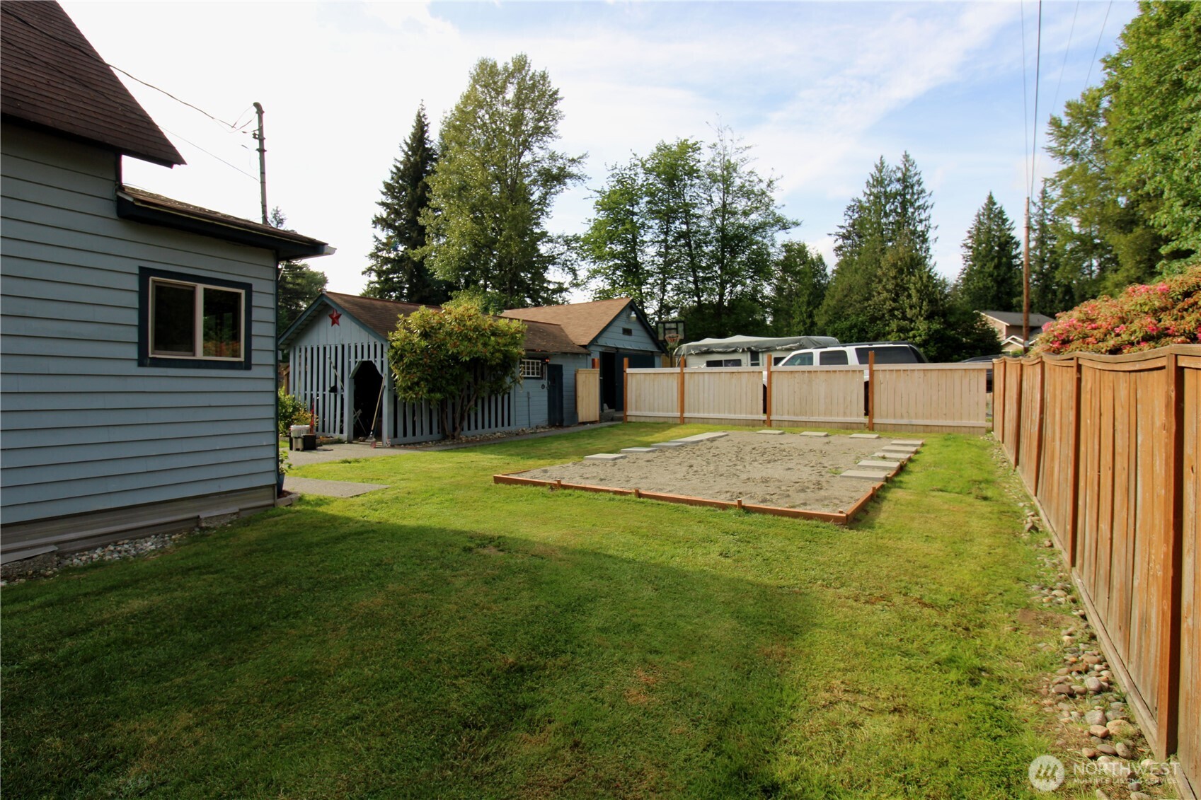 5417 Grandview Road Property Photo 3