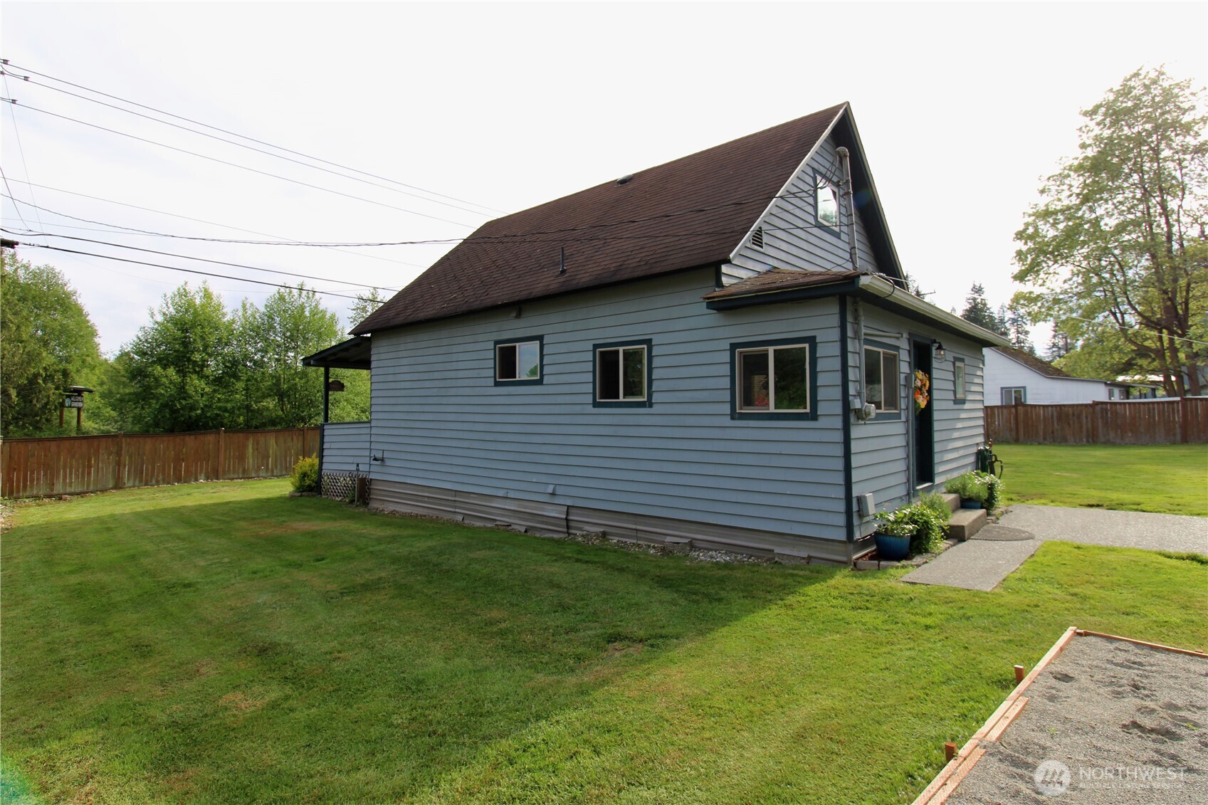 5417 Grandview Road Property Photo 4