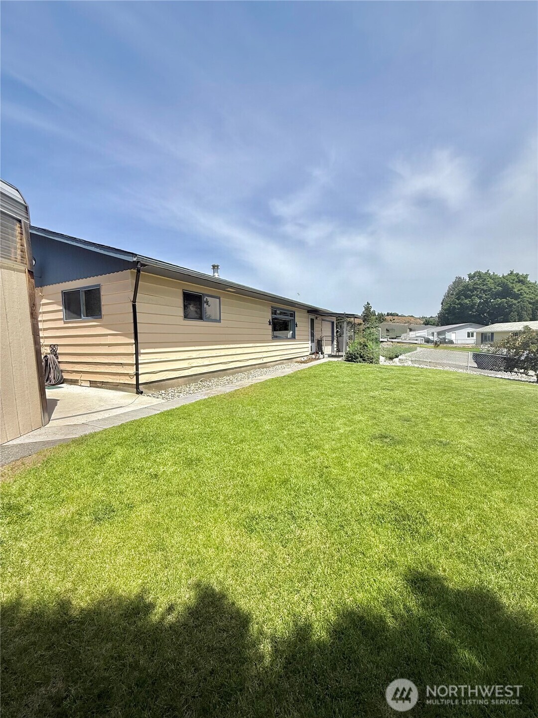 703 Sunrise Drive Property Photo 6