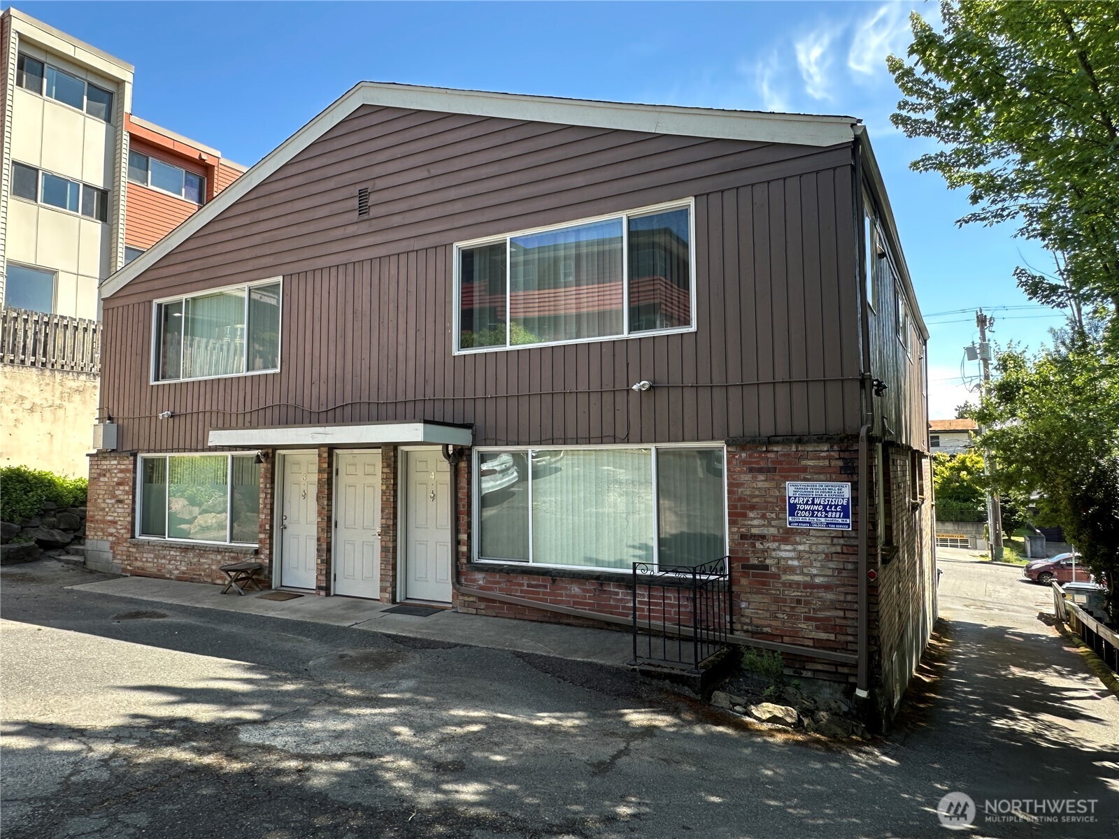 717 3rd Avenue Property Photo 6