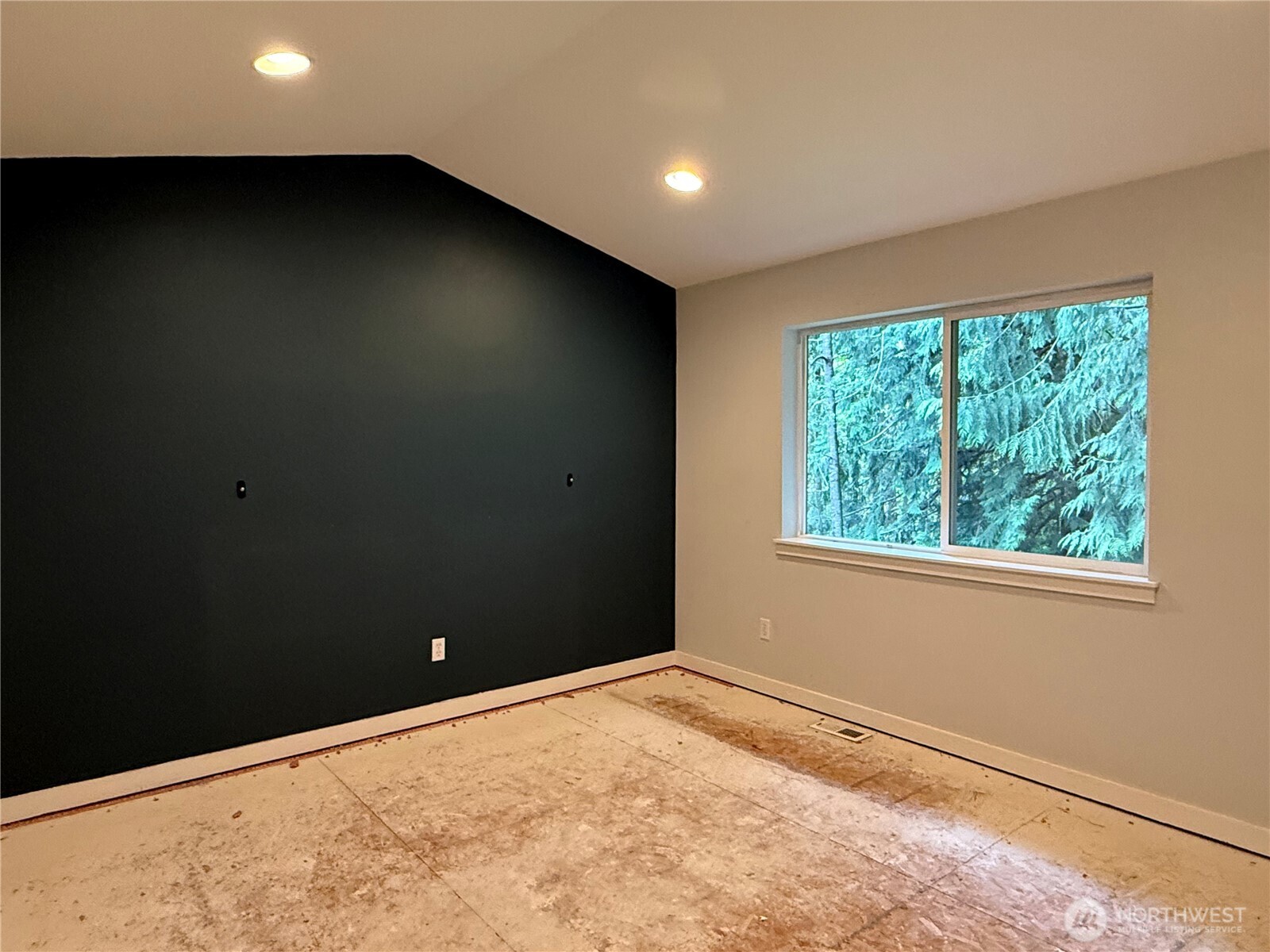 1400 Weaver Way Property Photo 11